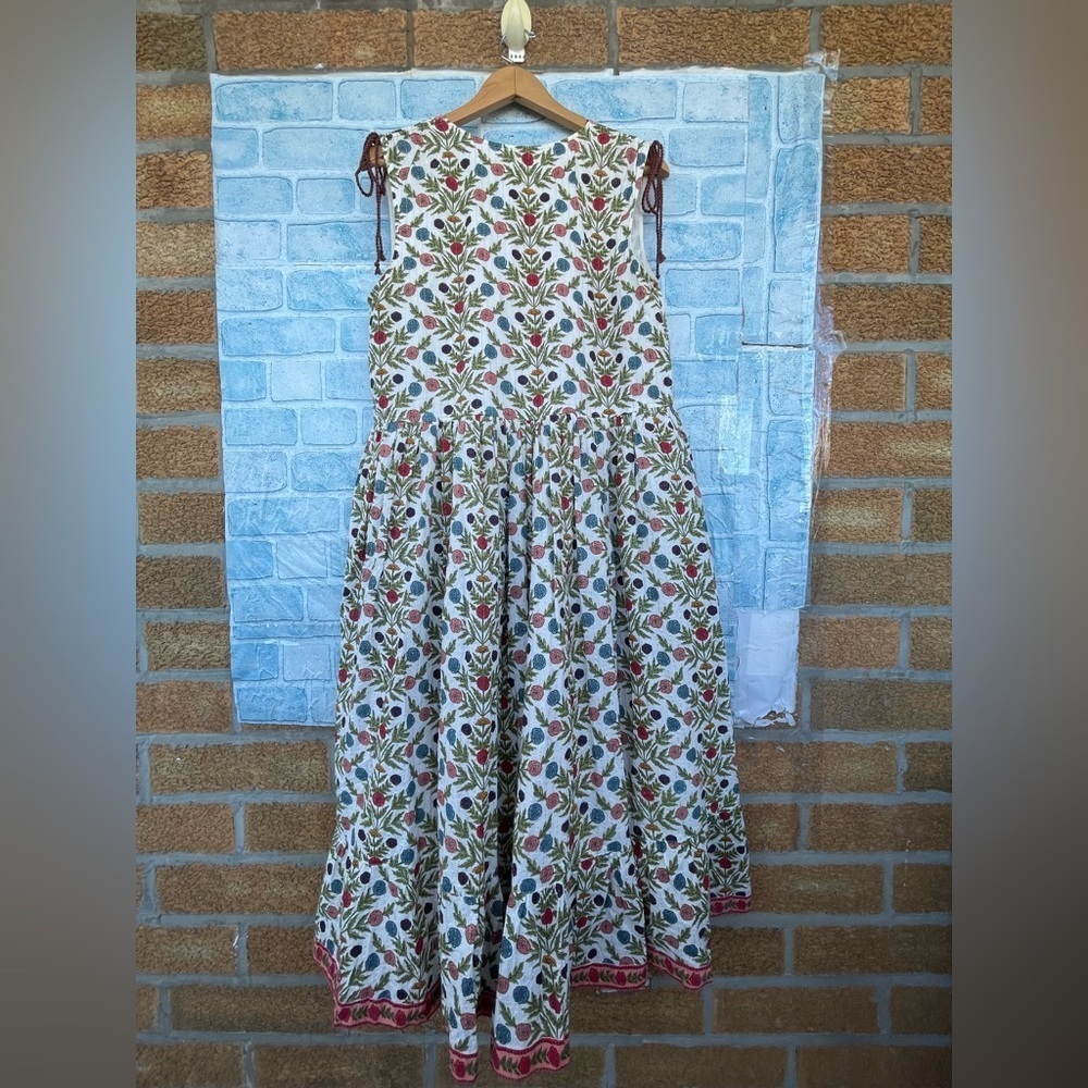 Pink chicken metallic tassel rose prints dress size large - Picture 10 of 16